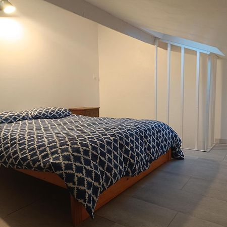 Logement Entier Dans Village Calme Guillerval Екстериор снимка