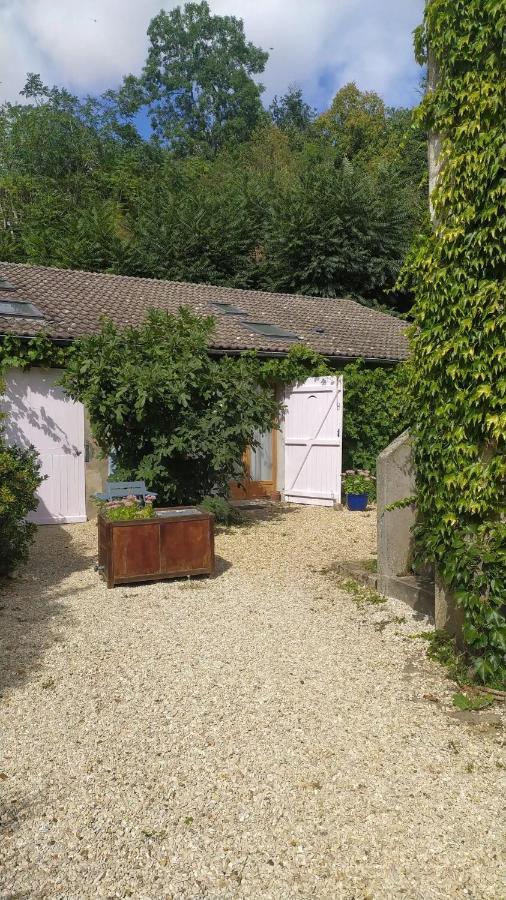 Logement Entier Dans Village Calme Guillerval Екстериор снимка